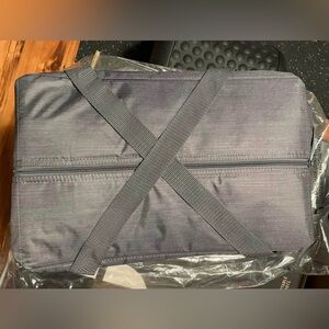 NEW Thirty-One Fresh Market Thermal Large Cooler Bag Textured Grey